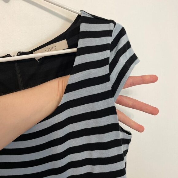 ANN TAYLOR LOFT Striped Cap Sleeve Dress Blue Navy Blue Knee / Midi Fit & Flare - Picture 6 of 14